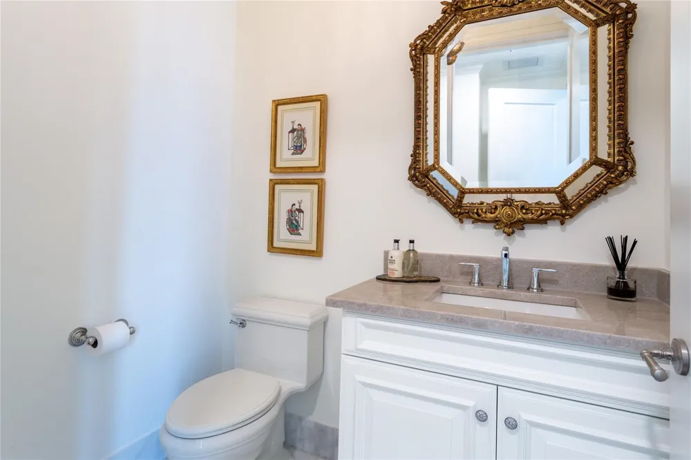 2525 PEARL STREET #1004 Dallas, TX 75201