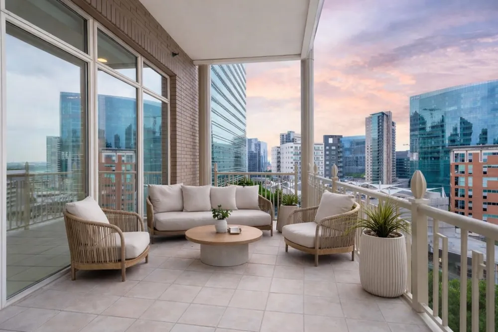 2525 PEARL STREET #1004 Dallas, TX 75201
