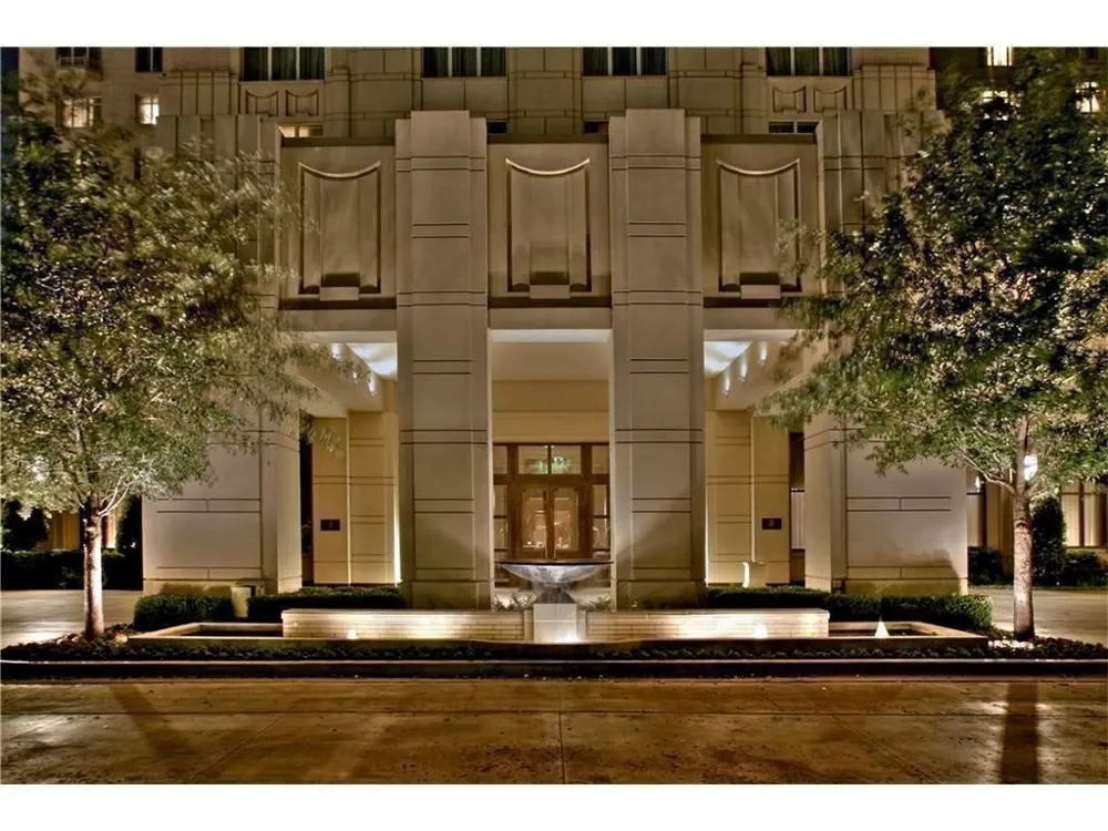 2525 PEARL STREET #1004 Dallas, TX 75201