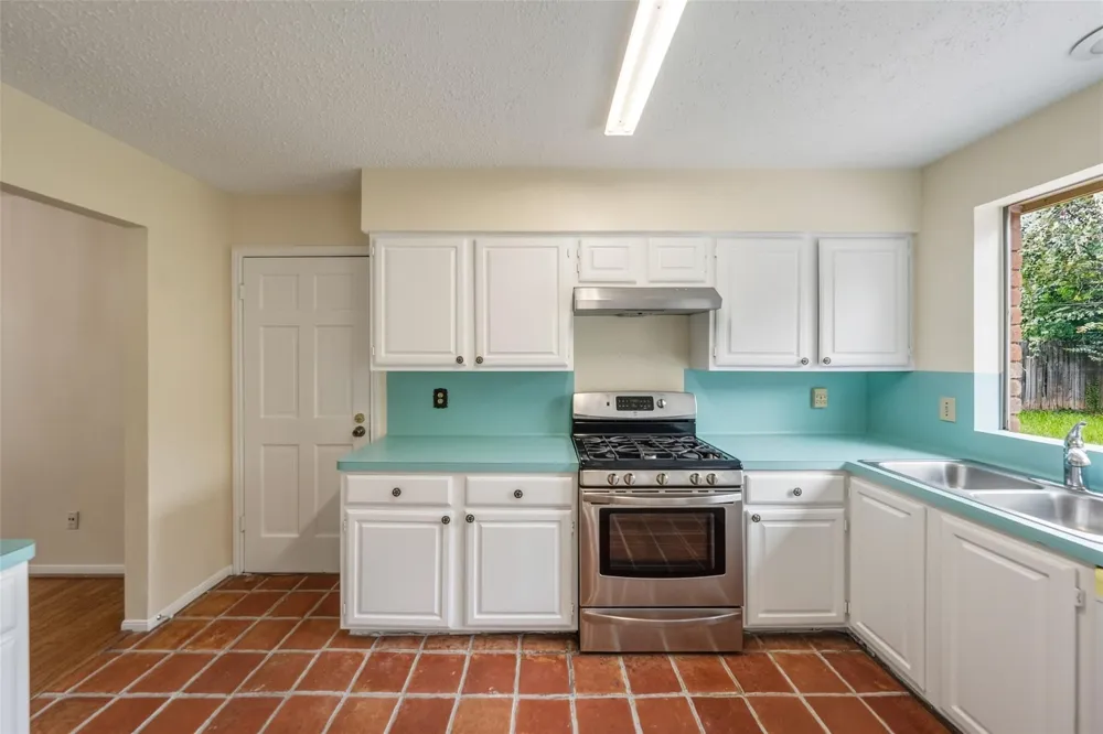 11302 Sky Ridge Drive Cypress, TX 77429