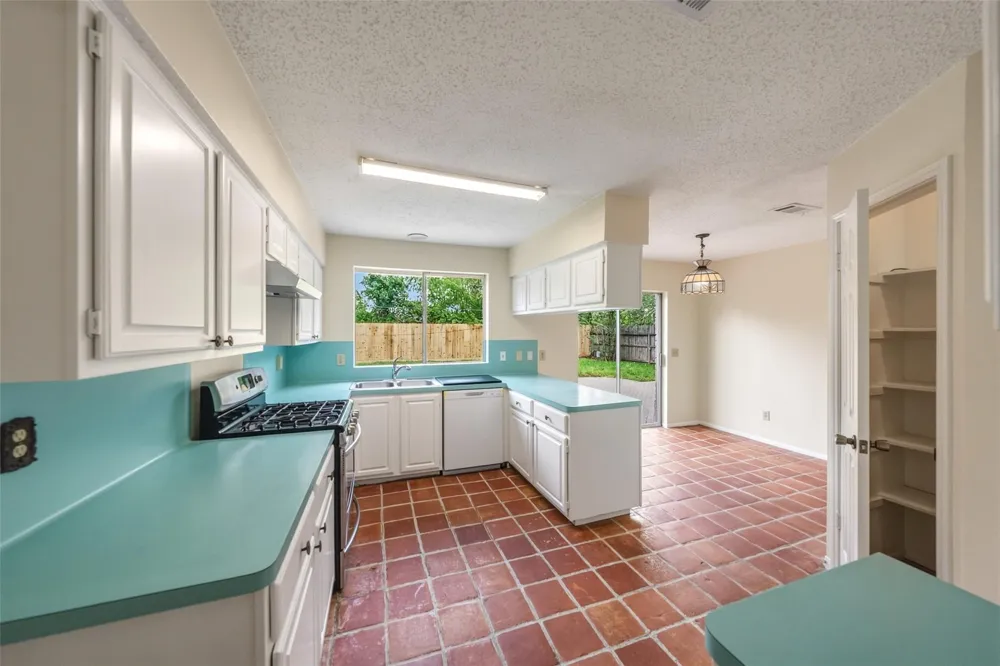 11302 Sky Ridge Drive Cypress, TX 77429