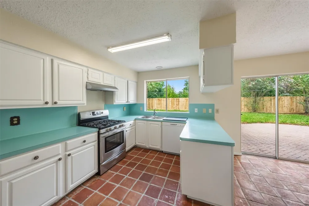 11302 Sky Ridge Drive Cypress, TX 77429