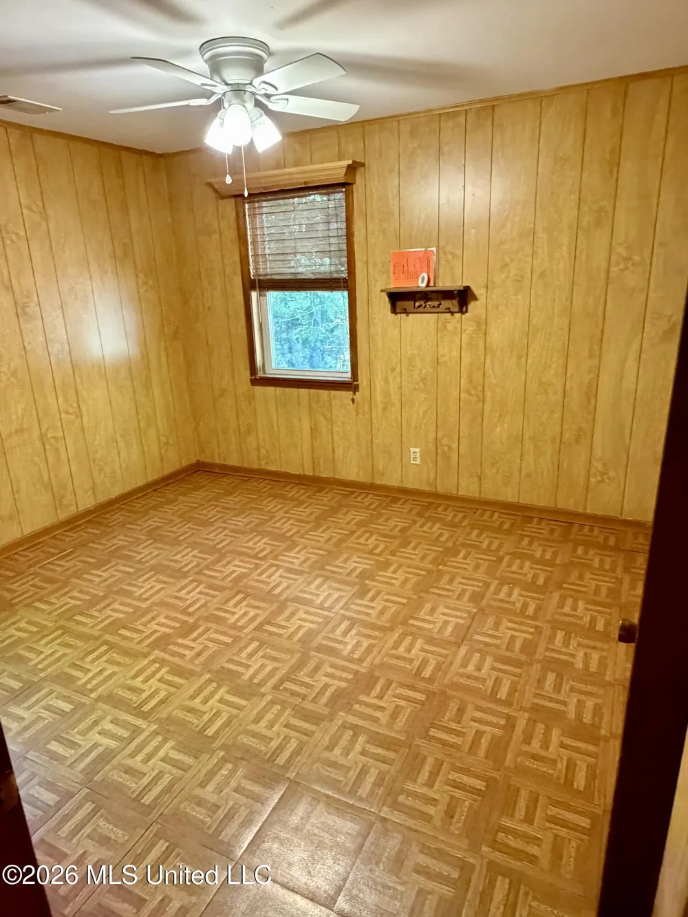 8 County Road 531 Como, MS 38619