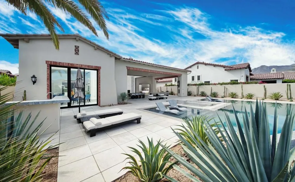 81650 Ronda La Quinta, CA 92253