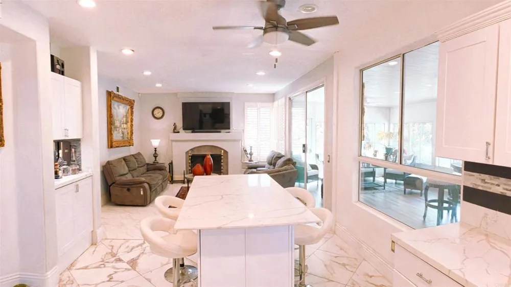 14524 Seabridge San Diego, CA 92128