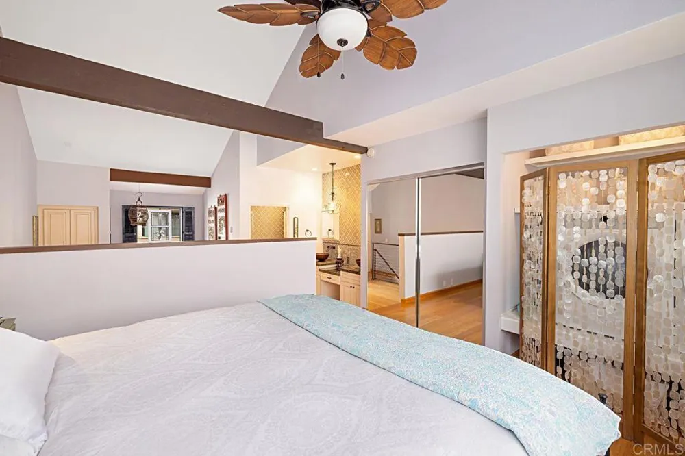 8437 Via Mallorca La Jolla, CA 92037