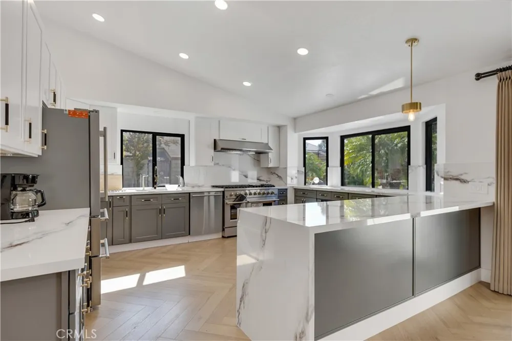 1107 Short Walnut, CA 91789