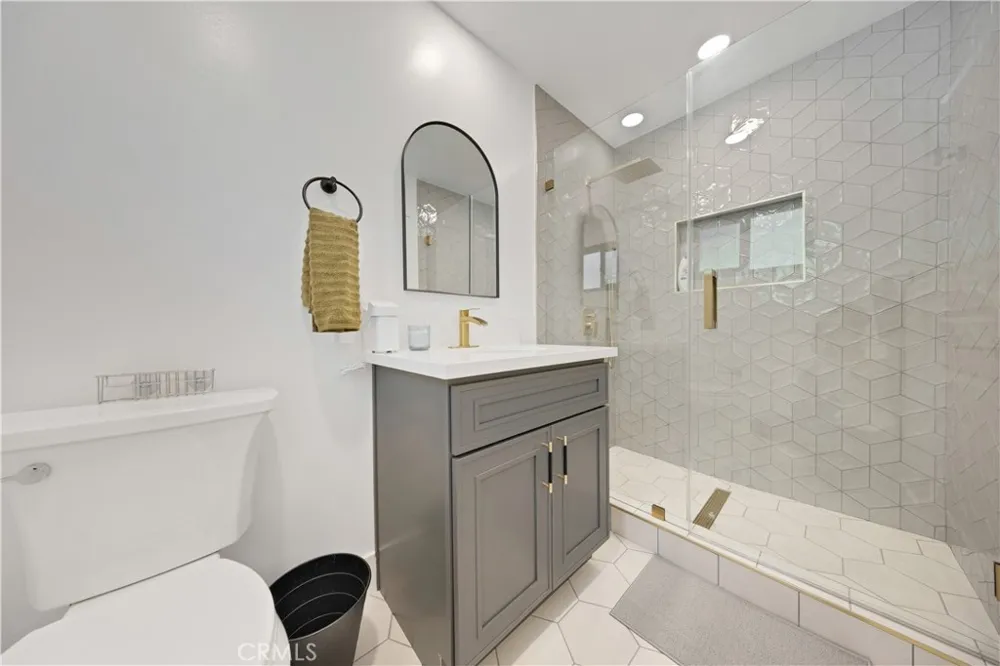 1107 Short Walnut, CA 91789