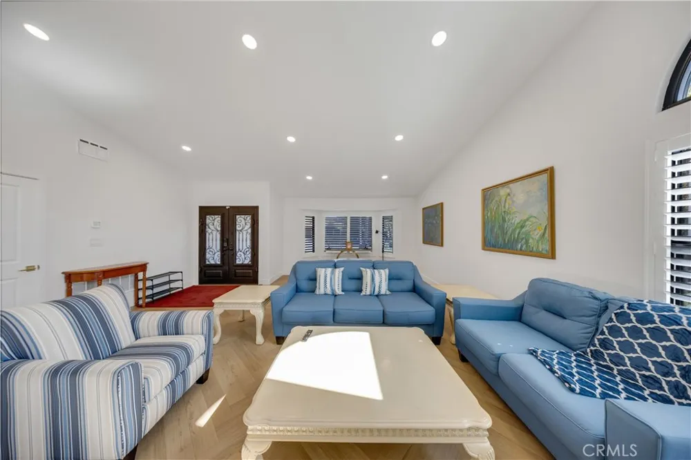 1107 Short Walnut, CA 91789
