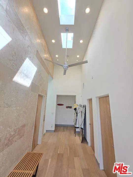 10572 Putney Road Los Angeles, CA 90064