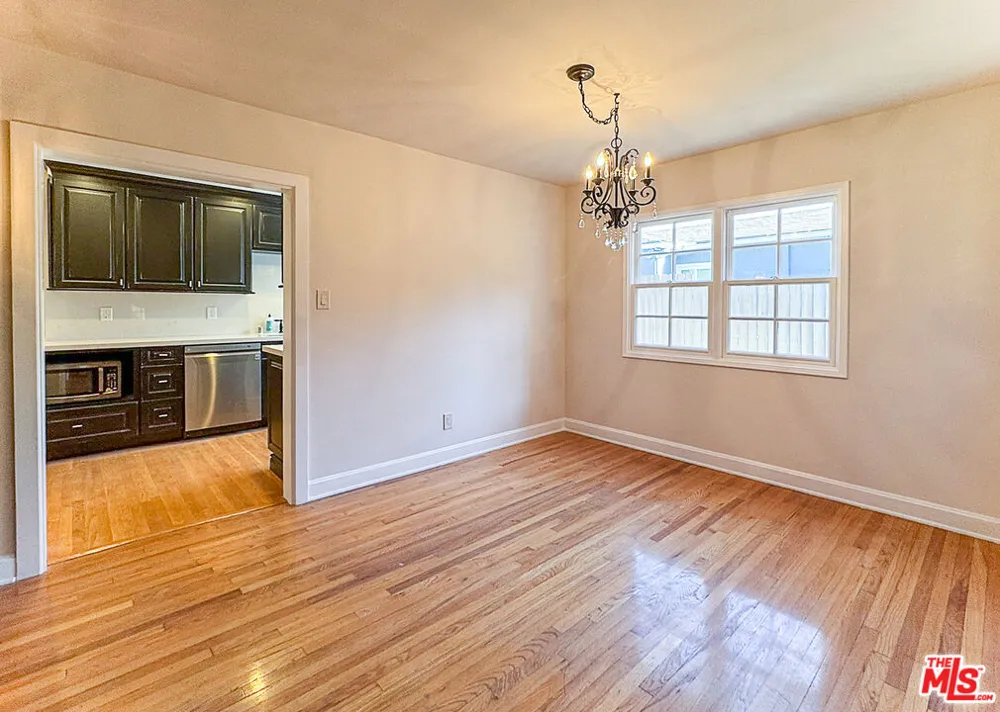2445 22nd Street Santa Monica, CA 90405