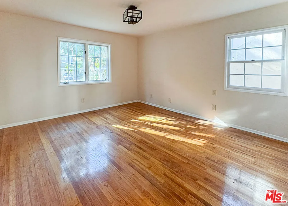 2445 22nd Street Santa Monica, CA 90405