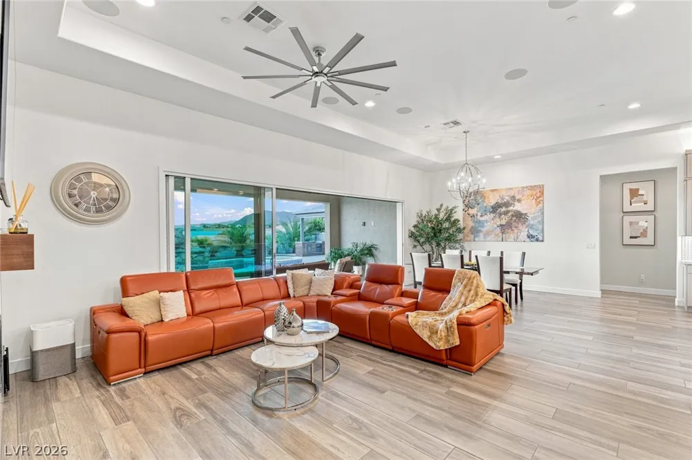 9935 Justin Earl Avenue Las Vegas, NV 89149