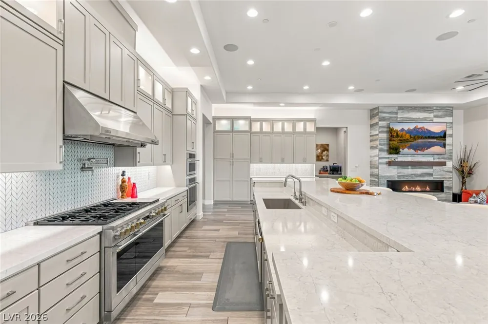 9935 Justin Earl Avenue Las Vegas, NV 89149