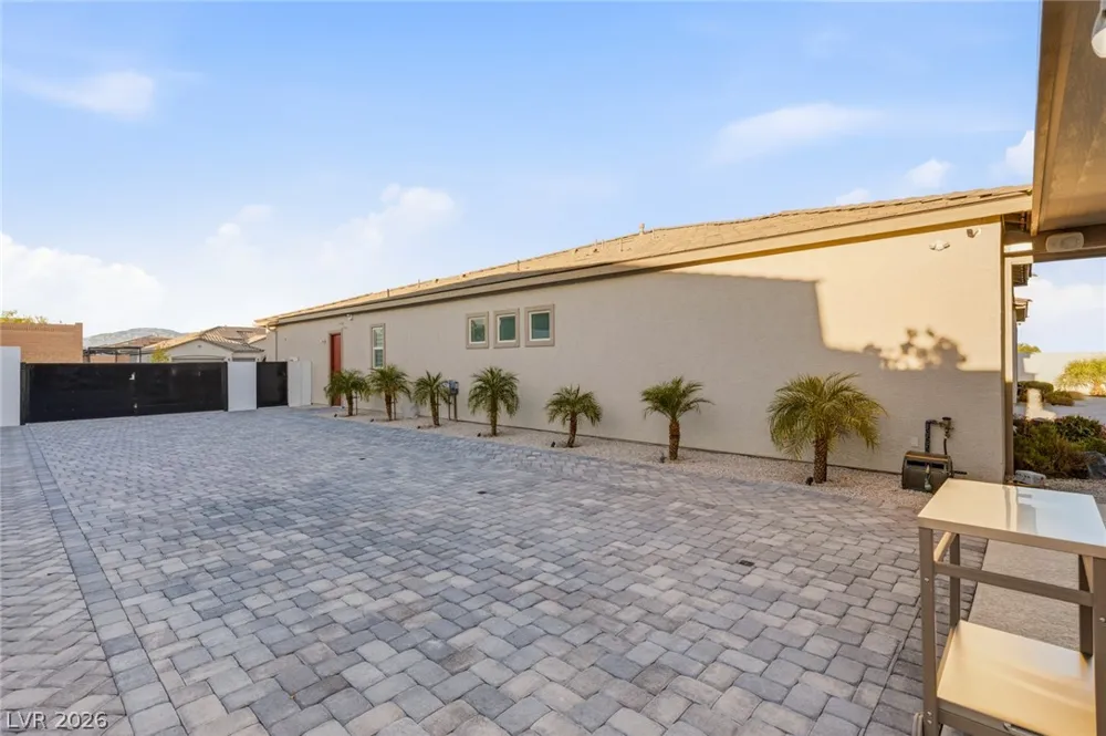 9935 Justin Earl Avenue Las Vegas, NV 89149