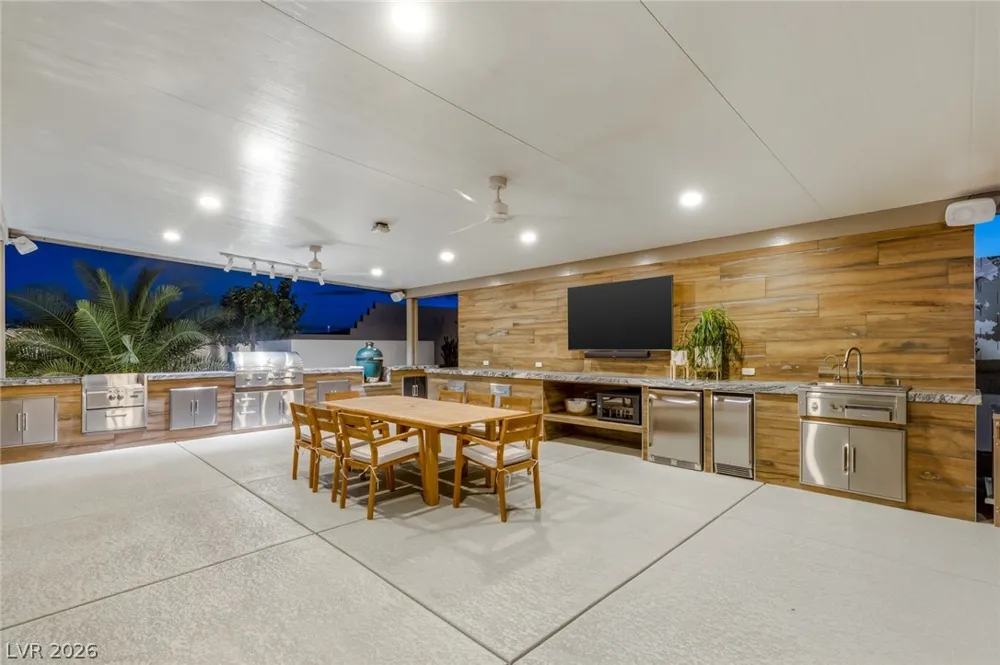 9935 Justin Earl Avenue Las Vegas, NV 89149