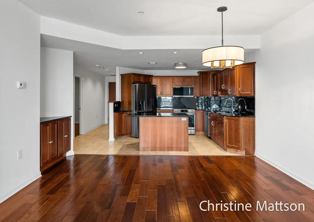 2964 Lakeshore Drive #E702 Muskegon City, MI 49441