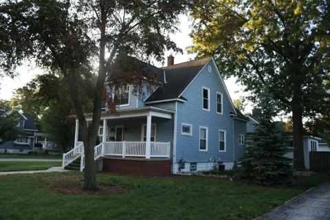 522 E Lincoln Avenue
