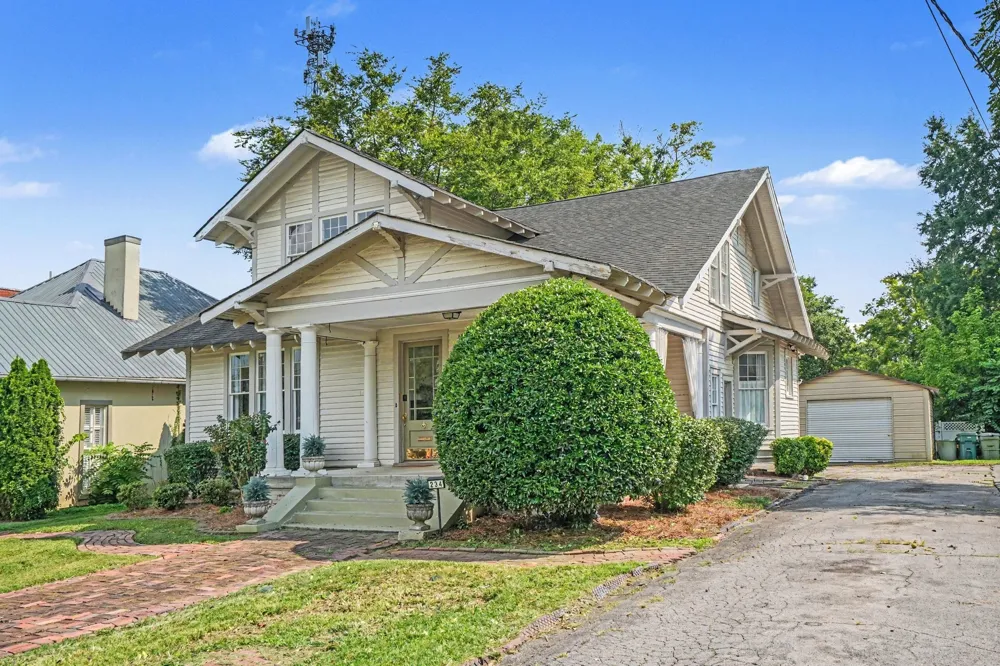 234 W Gay St Lebanon, TN 37087