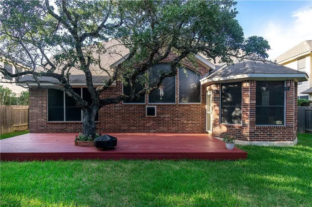 5701 Gorham Glen Lane Austin, TX 78739