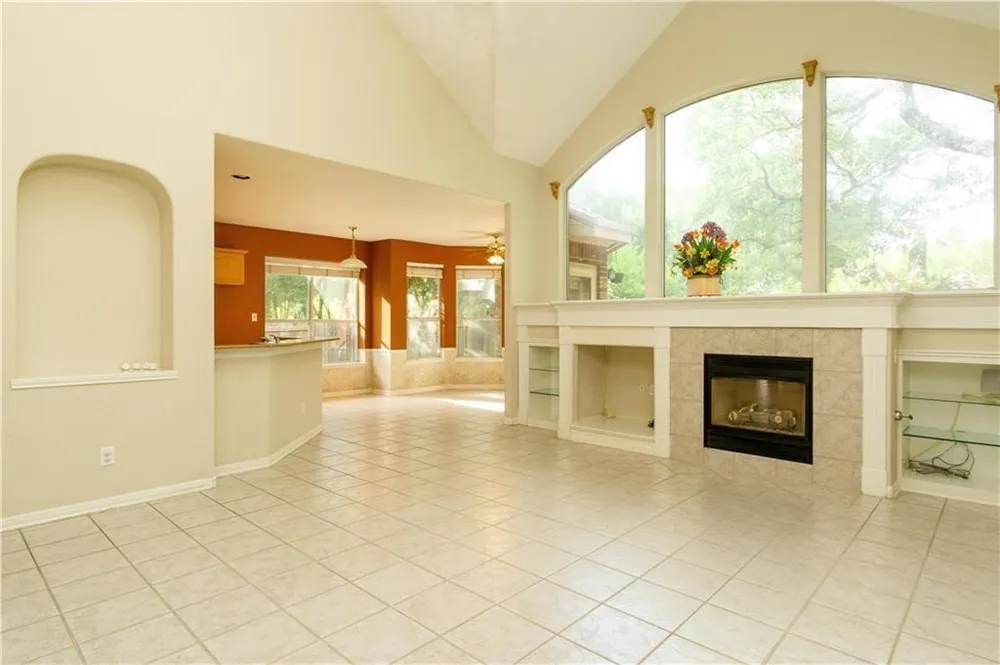 5701 Gorham Glen Lane Austin, TX 78739