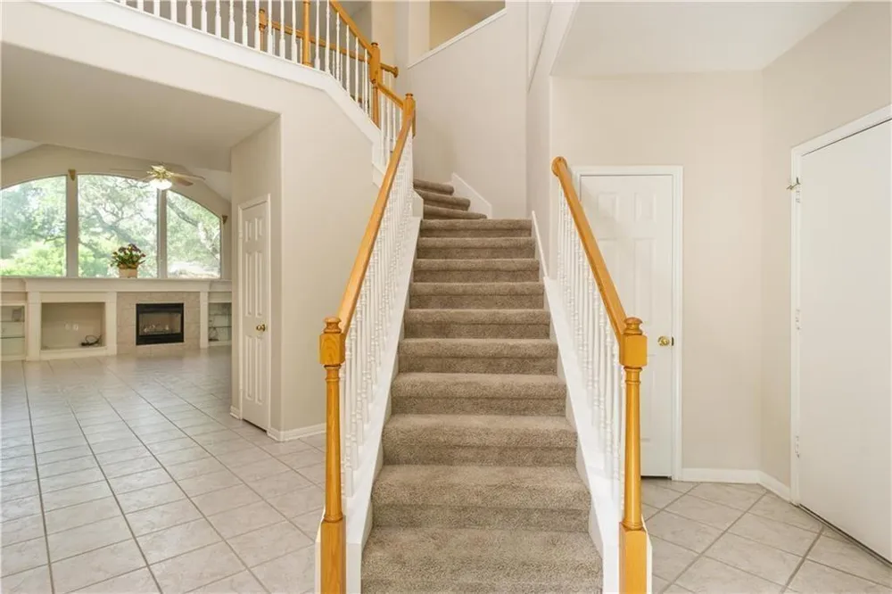 5701 Gorham Glen Lane Austin, TX 78739