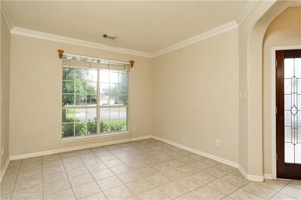 5701 Gorham Glen Lane Austin, TX 78739