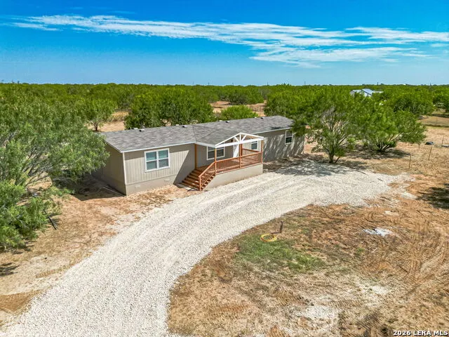 8960 W Fm 140 Charlotte, TX 78011