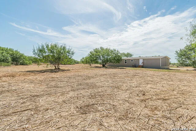 8960 W Fm 140 Charlotte, TX 78011