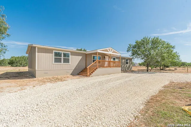 8960 W Fm 140 Charlotte, TX 78011