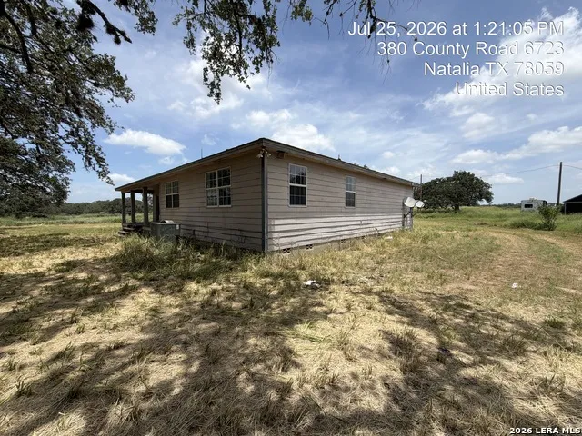 380 County Road 6723 Natalia, TX 78059