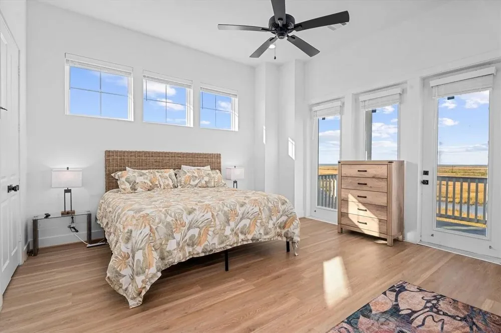 25719 Bay Breeze Drive Galveston, TX 77554