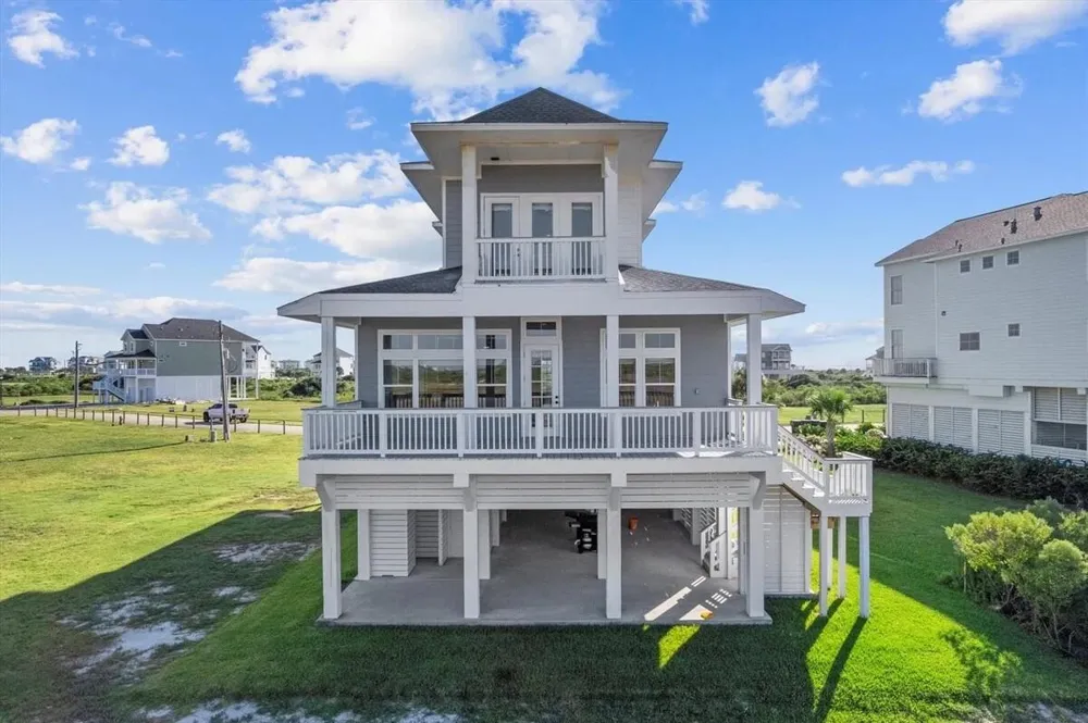 25719 Bay Breeze Drive Galveston, TX 77554