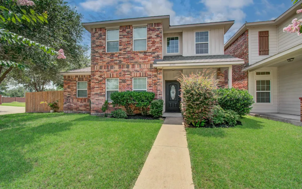 8103 Malago Point Drive Cypress, TX 77433