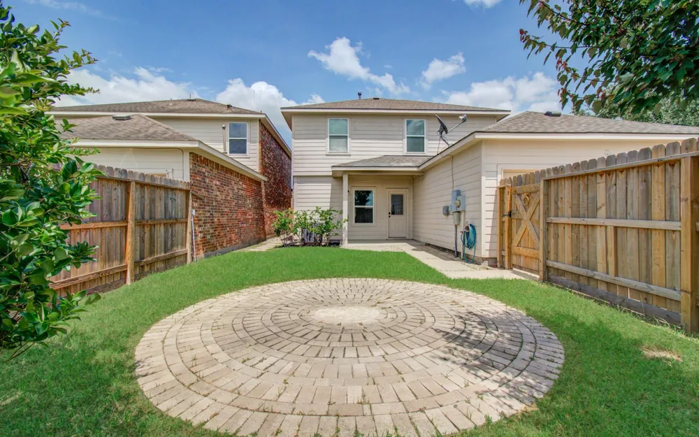 8103 Malago Point Drive Cypress, TX 77433