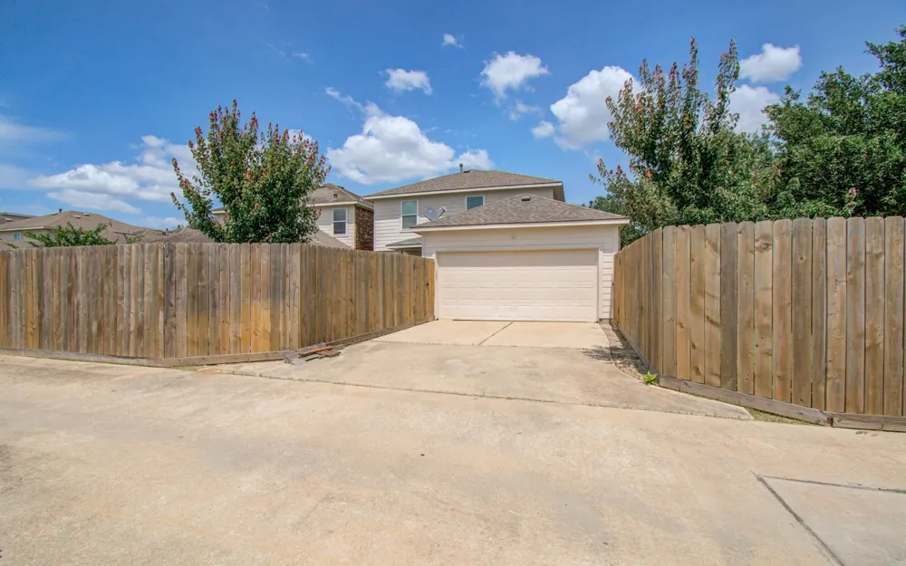 8103 Malago Point Drive Cypress, TX 77433