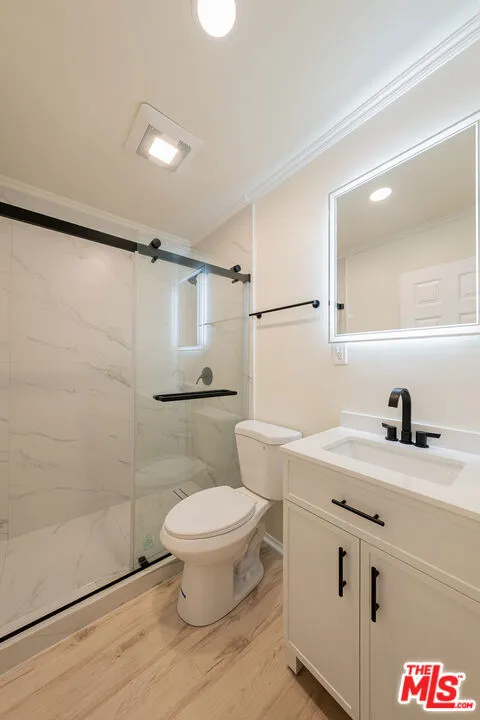 8149 Alcove Avenue Los Angeles, CA 91605