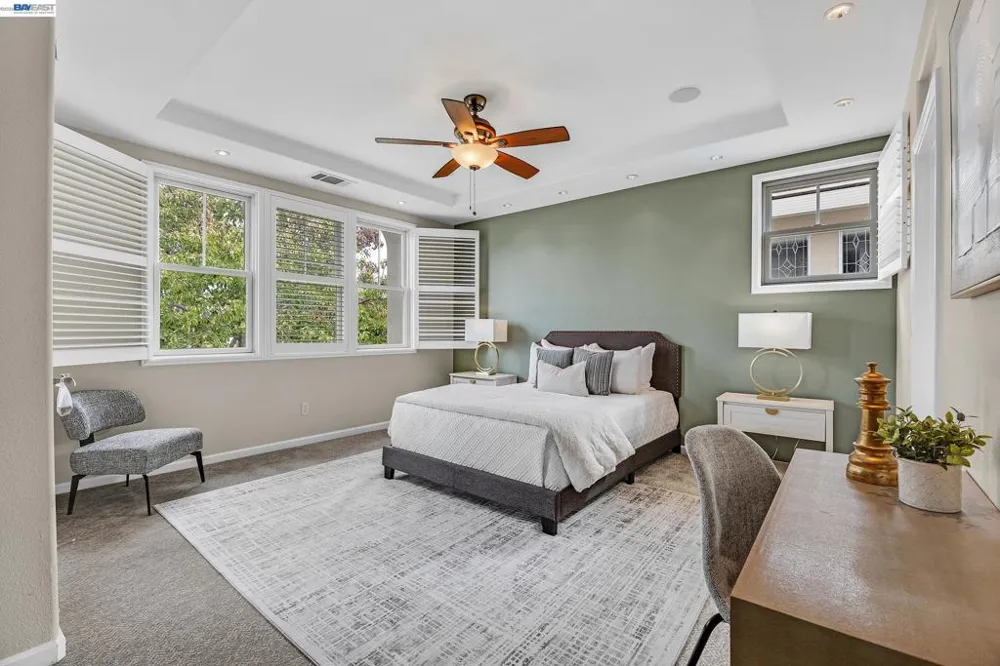 380 Tucker Ave Alameda, CA 94501
