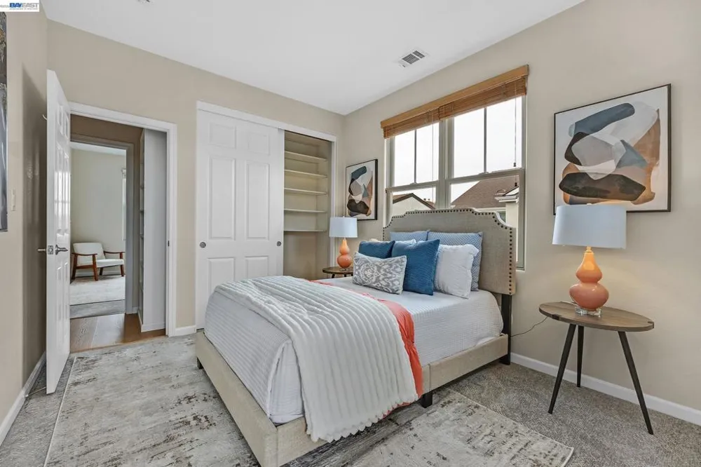 380 Tucker Ave Alameda, CA 94501