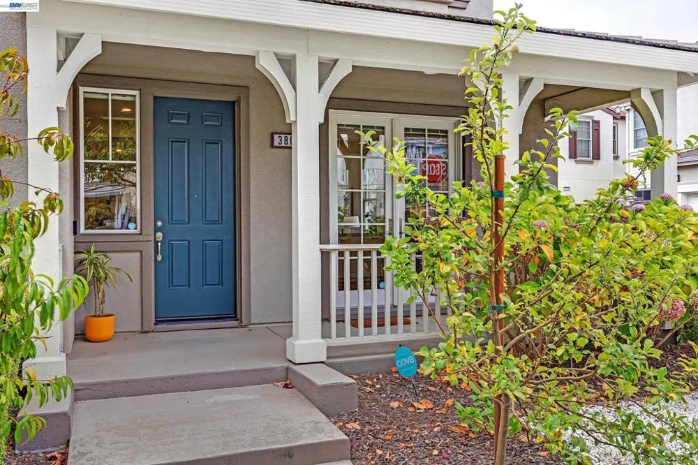 380 Tucker Ave Alameda, CA 94501