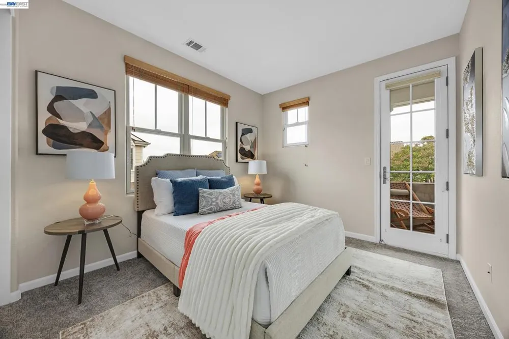 380 Tucker Ave Alameda, CA 94501