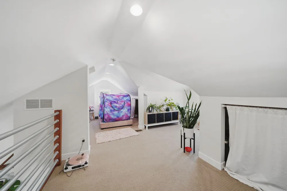 2916 Alfred Avenue Lansing, MI 48906
