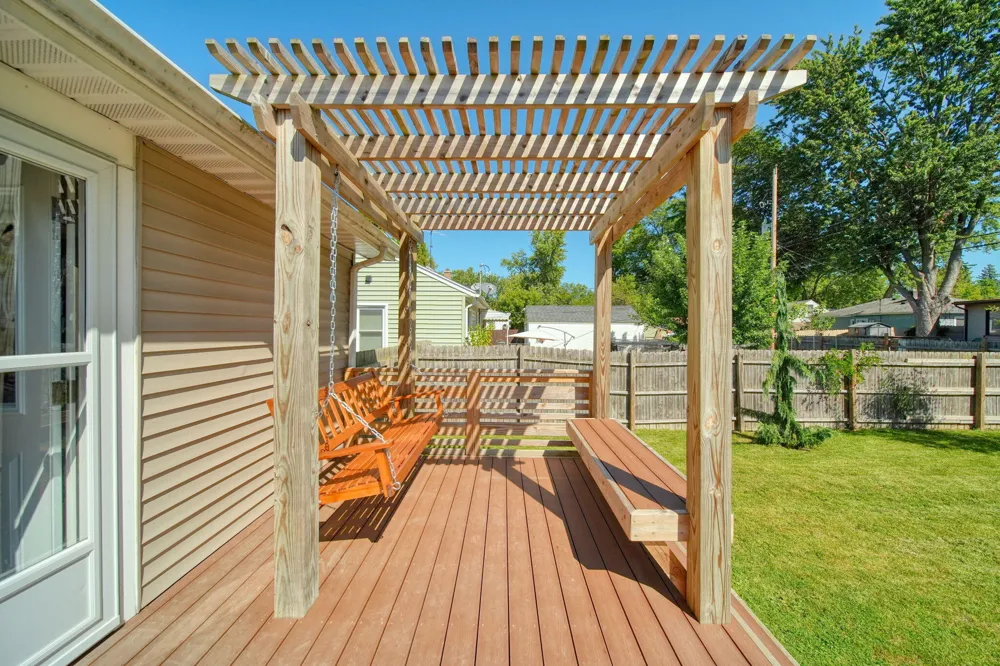 2916 Alfred Avenue Lansing, MI 48906