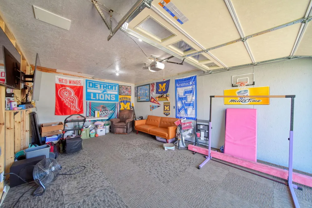 2916 Alfred Avenue Lansing, MI 48906