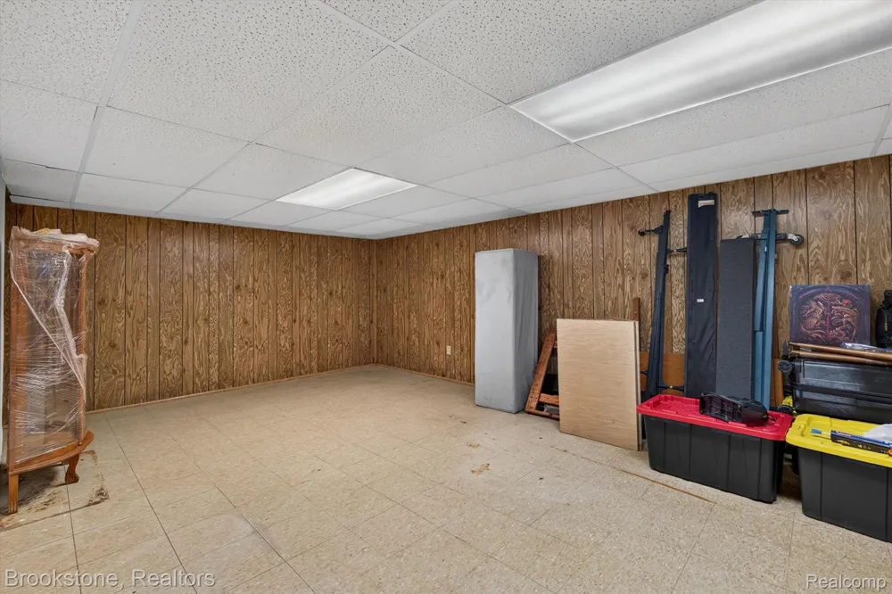 37128 Clubhouse Drive #37 Sterling Heights City, MI 48312