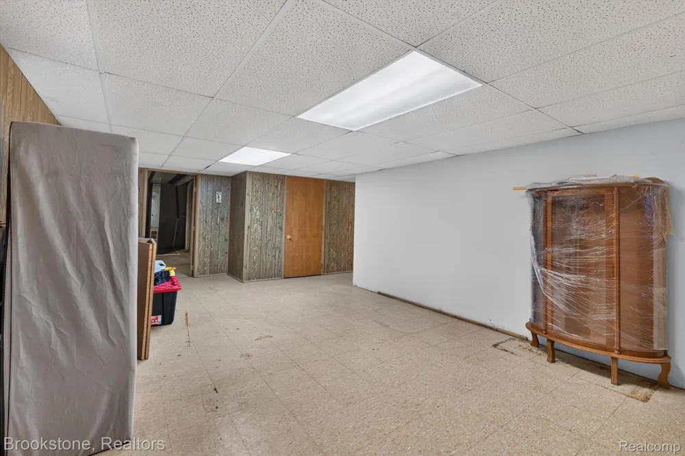 37128 Clubhouse Drive #37 Sterling Heights City, MI 48312