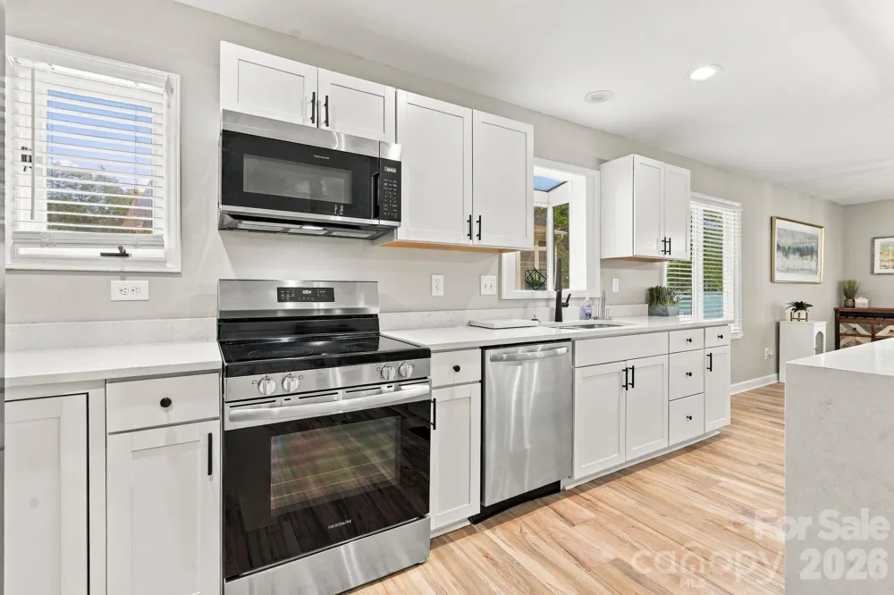 4954 Moonlite Bay Drive Sherrills Ford, NC 28673