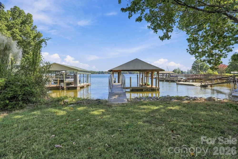 4954 Moonlite Bay Drive Sherrills Ford, NC 28673