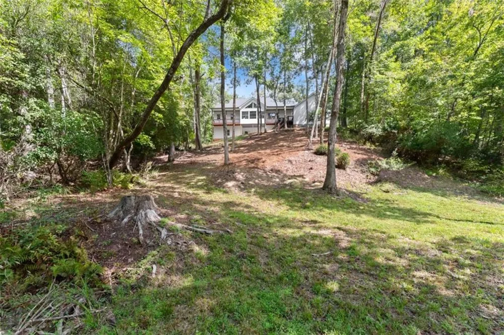 1366 Deer Woods Trail Cleveland, GA 30528