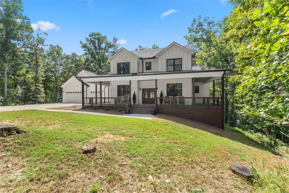 1366 Deer Woods Trail Cleveland, GA 30528